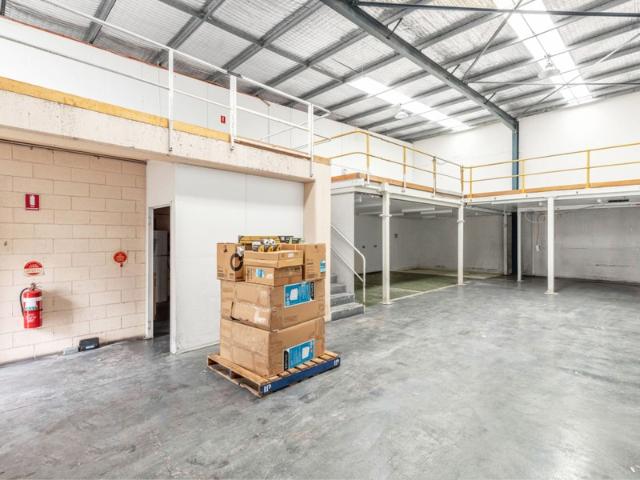 Warehouse for rent in Chipping Norton, Sydney
