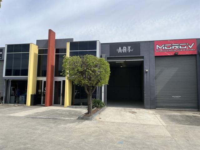 Warehouse for rent in Bayswater North, Melbourne