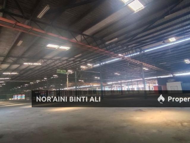 Warehouse for sale in Pahang
