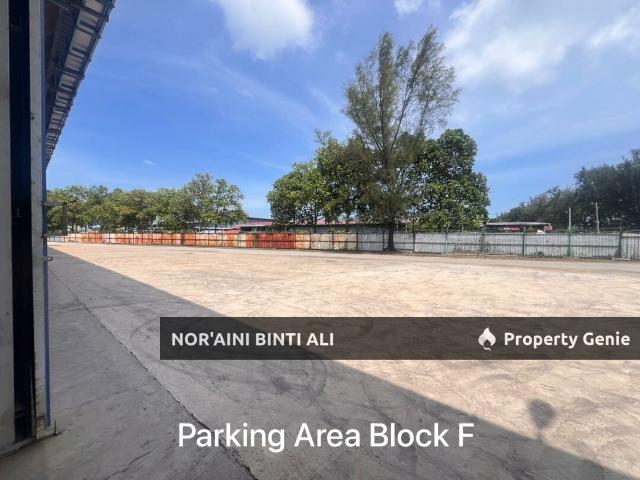 Warehouse for sale in Pahang
