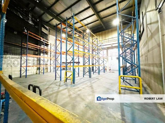 Warehouse for rent in Petaling, Alam Impian