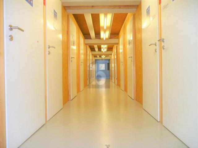 Industrie kaufen in Pampigny, Waadt