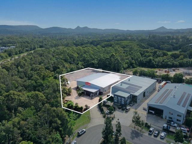 Warehouse for rent in Kings Creek, Queensland