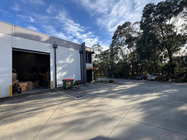 Warehouse for rent in Camerons Creek, Victoria