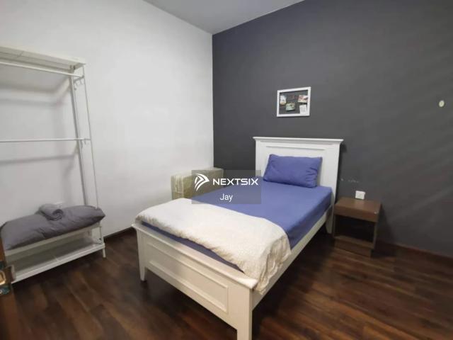 Warehouse for rent in Petaling, Alam Impian