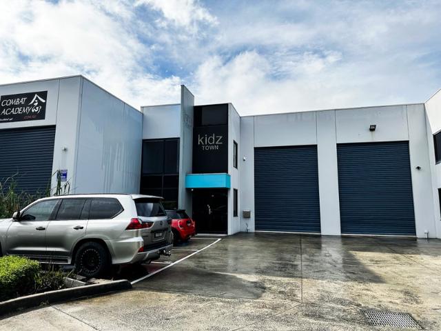 Warehouse for rent in Camerons Creek, Victoria