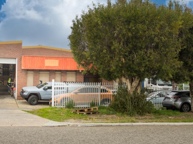 Warehouse for sale in Bayswater, Western Australia