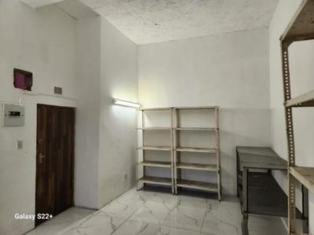 House for rent in Chatsworth