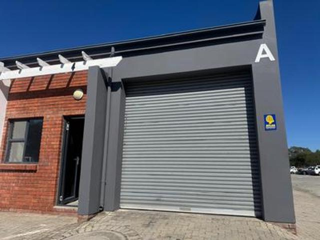 Commercial for rent in Port Elizabeth, Eastern Cape