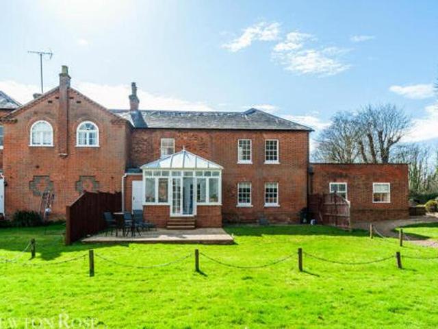 House for sale in City of London, Greater London