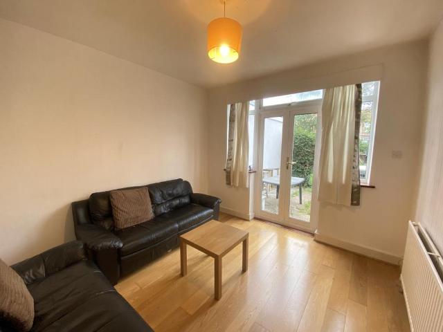 House for rent in Wealdstone, Greater London