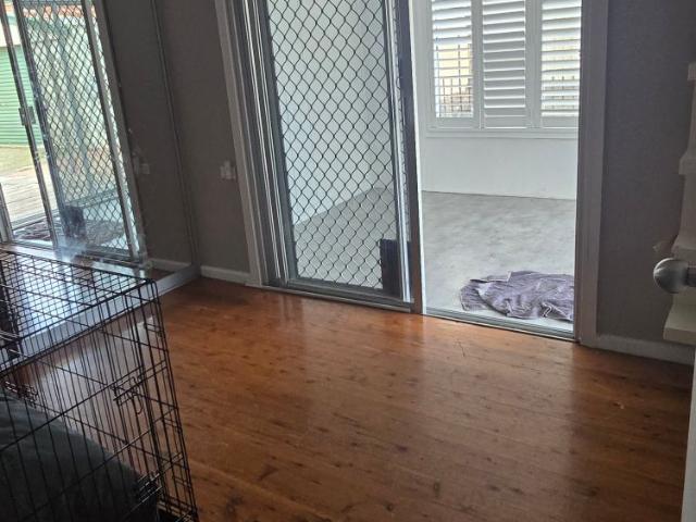 Room for rent in Warilla, Shellharbour City Council