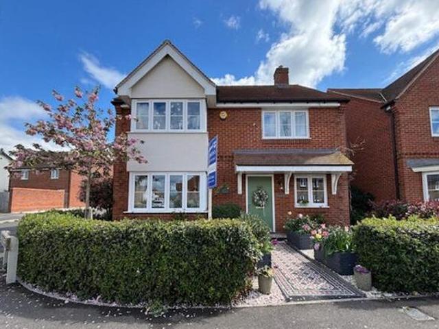 House for sale in Lyons, Greater London