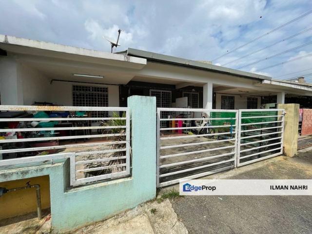 House for sale in Tanjong Sepat, Selangor