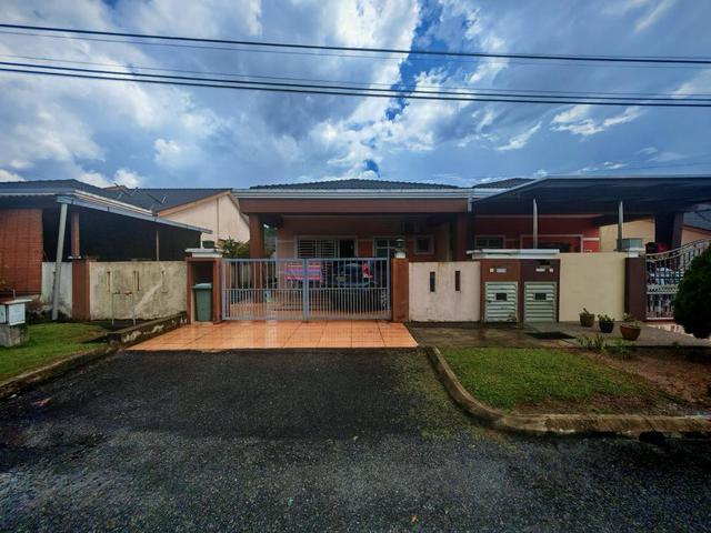 Residential House for sale in Sendayan Village, Negeri Sembilan