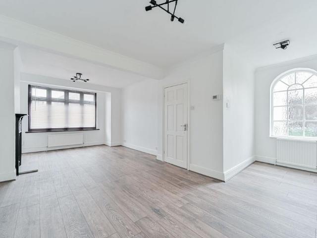 House for rent in Plumstead, Greater London