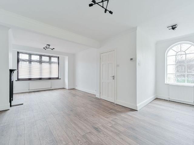 House for rent in Plumstead, Greater London