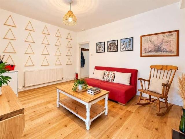 Apartment for rent in Hanover & Queen's Park, Brighton