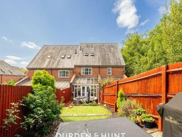 House for sale in Navestock Side, Essex