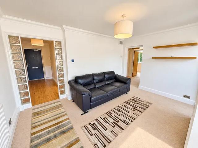 Apartment for rent in Navestock Side, Essex