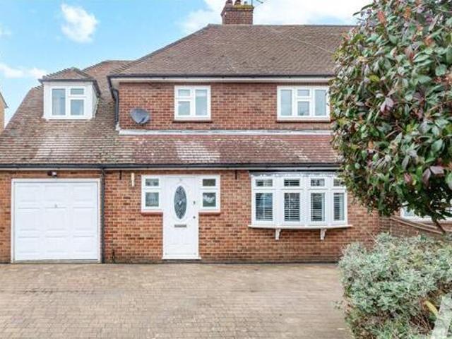 House for sale in The Galleries, Navestock Side