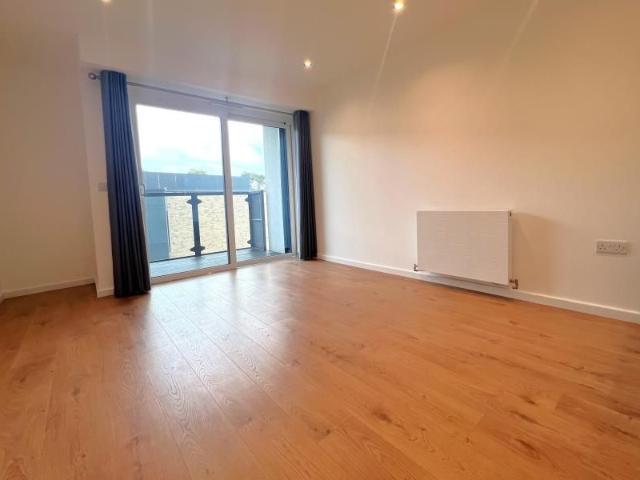 Apartment for rent in Hillview, Surrey