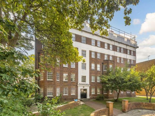 House for rent in Holloway, Greater London