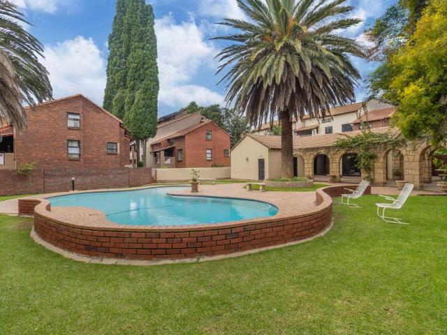 Apartment for rent in Paulshof, Alexandra