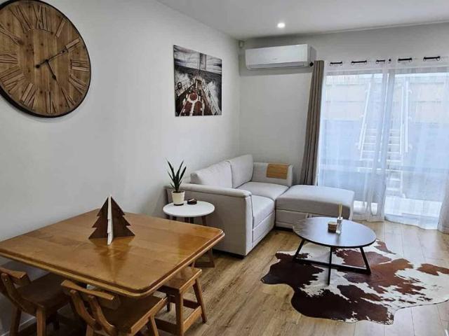 Townhouse for rent in Howick, Oroua County