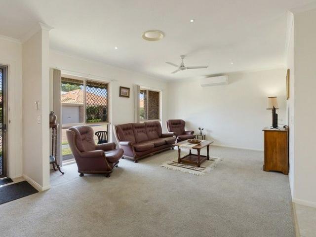 Villa for sale in Banora Point, New South Wales