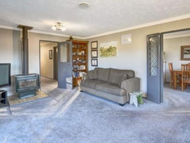 House for rent in Otakou