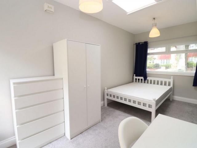 Room for rent in Herne Hill, Greater London