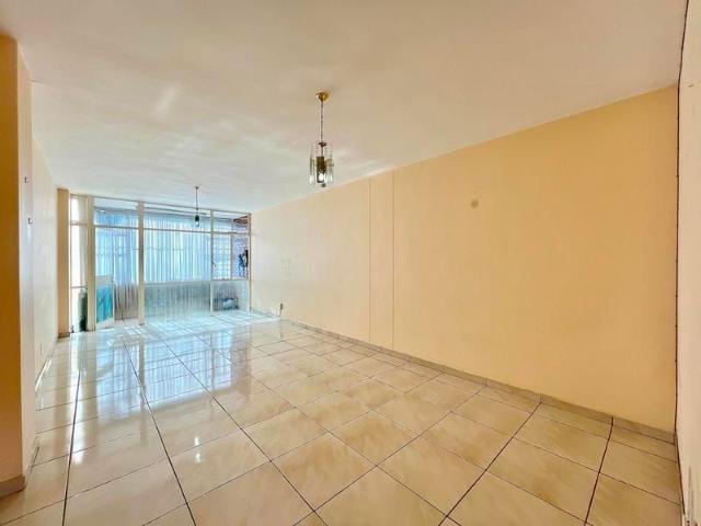 Apartment for sale in Johannesburg, West