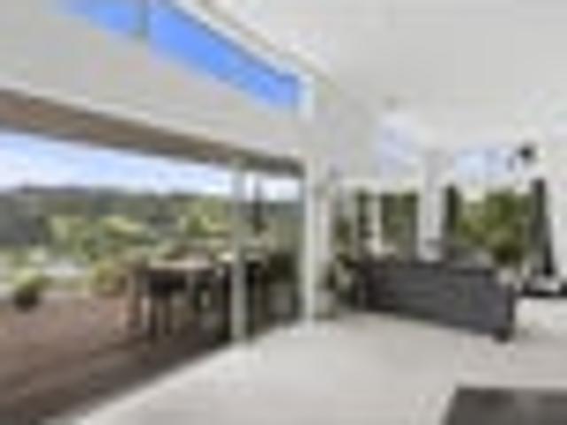 House for sale in Otakou