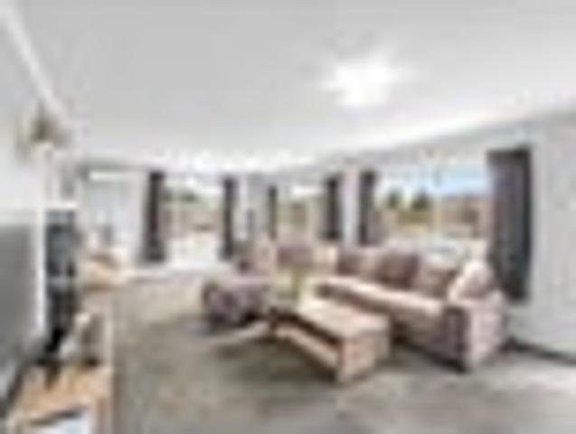 House for sale in Otakou