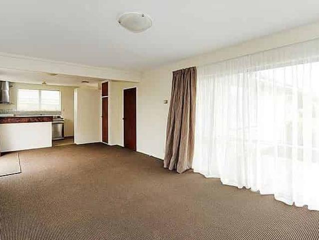 House for rent in Chaslands, Canterbury