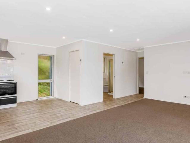 Apartment for rent in Whitby, Porirua