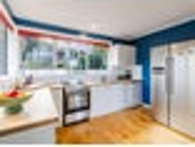 House for sale in Otakou