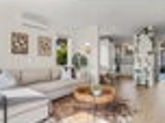 House for sale in Bellevue