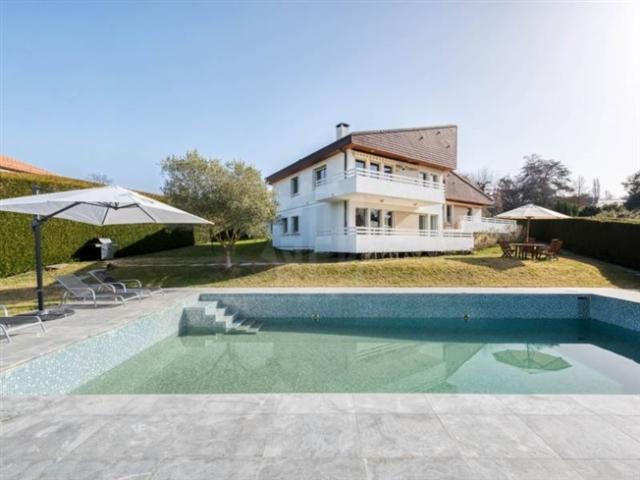 Einfamilienhaus mieten in Cologny