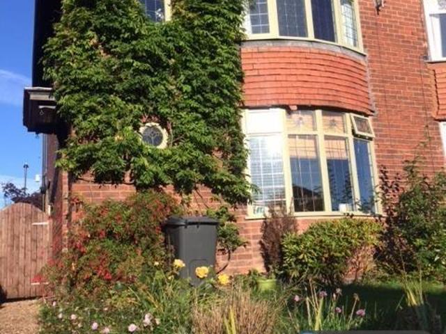 House for rent in Norton Lees, South Yorkshire