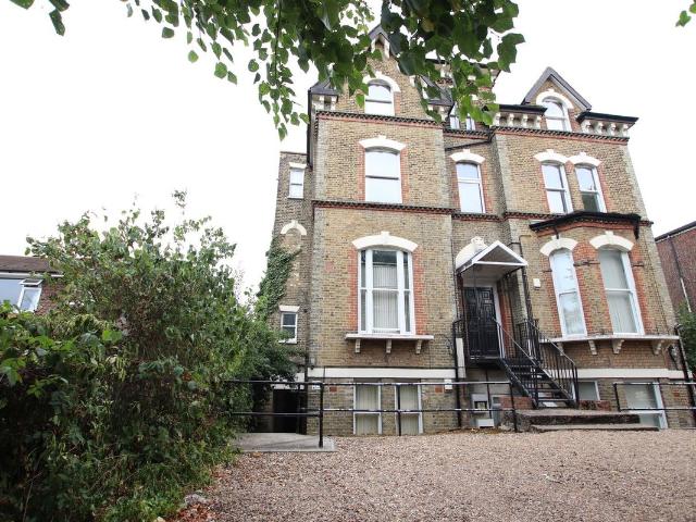 Apartment for rent in London Borough of Croydon, South Norwood