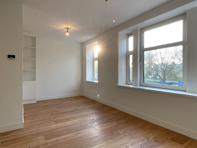 Appartement te huur in Zuid, Amsterdam