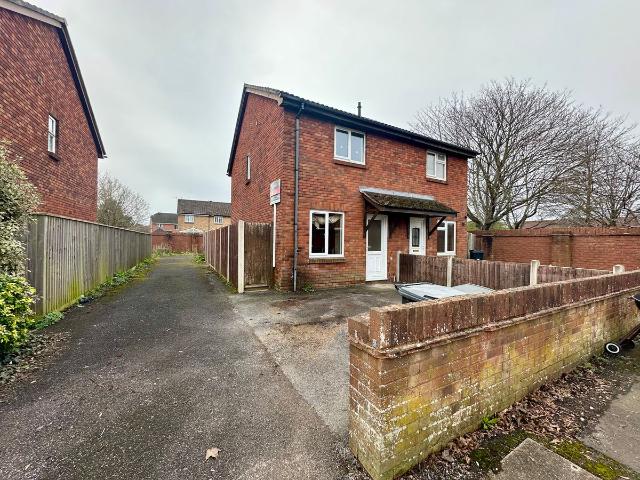 House for rent in Throop, Bournemouth
