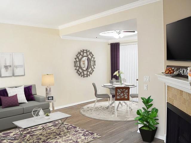 Apartment for rent in Canoga Park, California