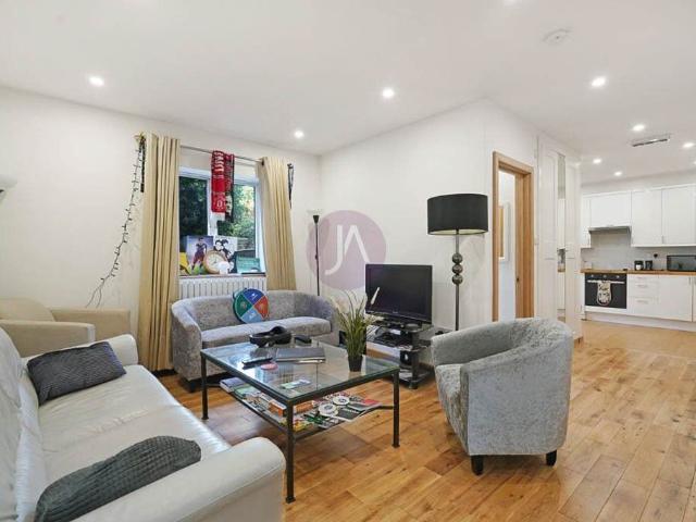 House for rent in St. John's Wood, Greater London