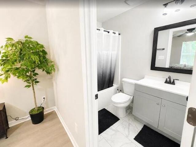 Room for rent in Kathleen, Georgia