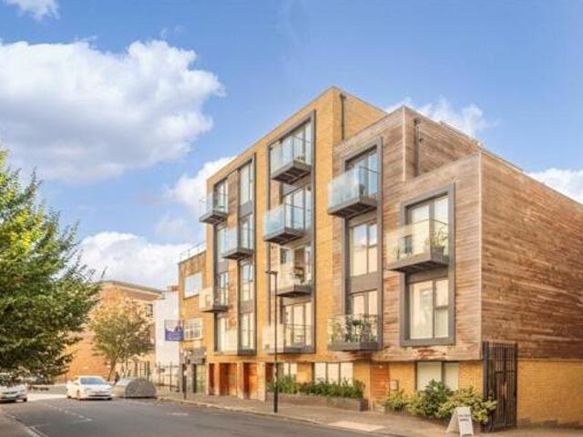 House for sale in Lyons, Greater London