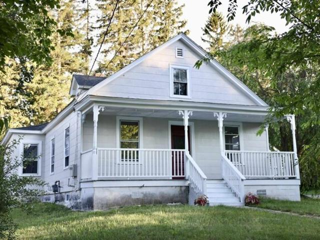 House for sale in Goffstown, Hillsborough County