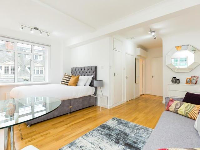 Studio for rent in London Borough of Camden, Greater London
